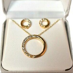 Social Gallery Gold-tone Necklace Set